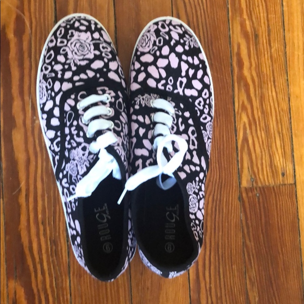 Printed sneakers